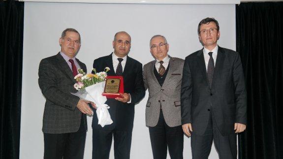 Sedat Karan Anadolu Lisesi´nde konferanslar devam ediyor.