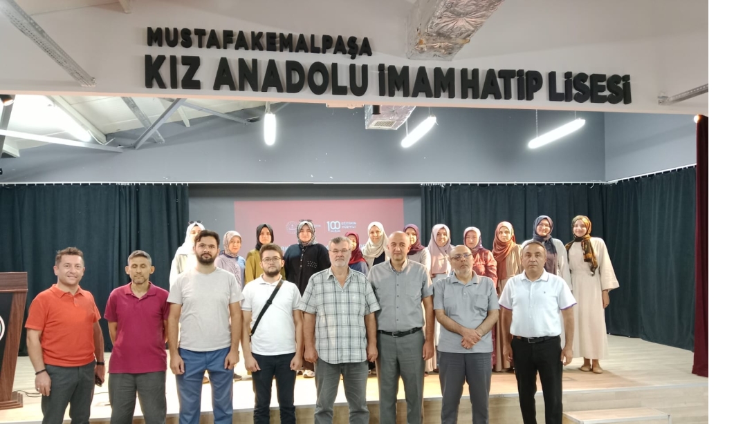 TÜRKİYE YÜZYILI MAARİF MODELİ KURSLARI VERİLİYOR